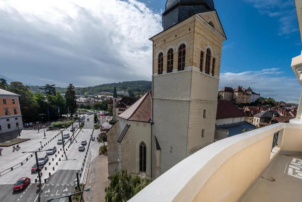 L'Annexe du Château Annecy 0*,